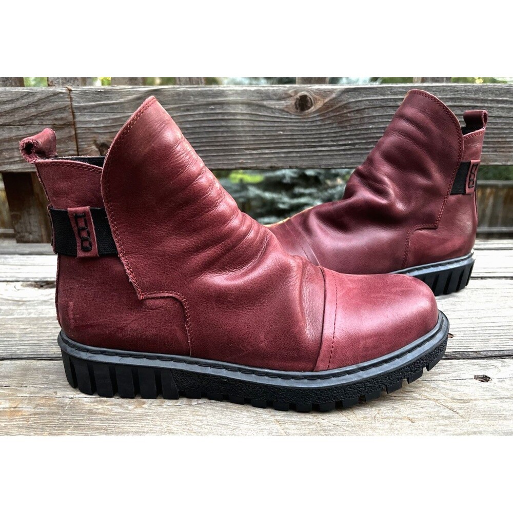 Miz Mooz Bea Women's 38 US 7.5-8 Leather Booties Ankle Boots Side Zip